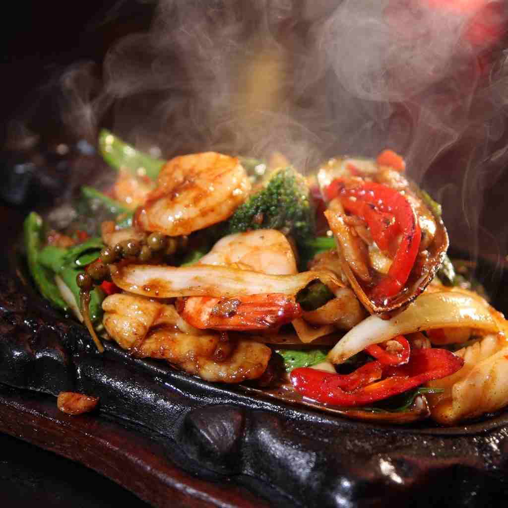 Sizzling Garlic Seafood at Seaview Malaysian and Thai Restaurant Redhead NSW at Seaview Malaysian and Thai Restaurant Redhead NSW